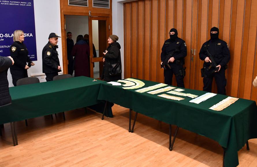 Požeška policija oduzela preko dvije tona duhana i 43.000 €!  A to im nije ni najveća zapljena