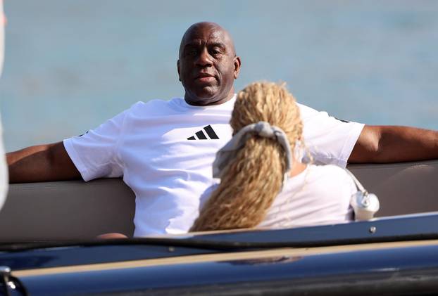 Trogir: Magic Johnson prošetao po rivi s prijateljima