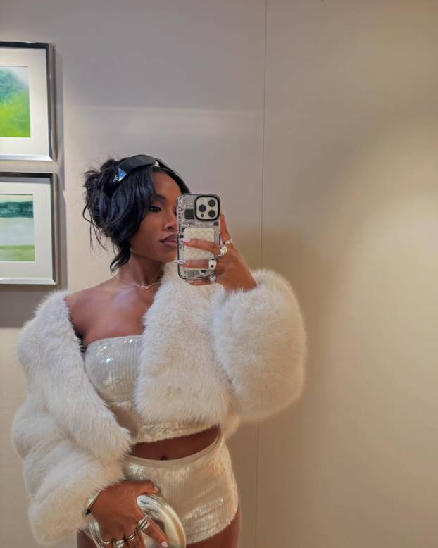 FOTO Arsenalovac osvojio njeno srce prije Premiershipa. Kupio i prsten koji vrijedi bogatstvo