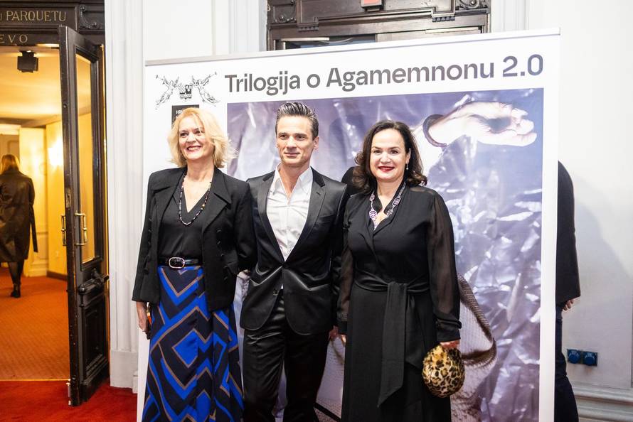 Zagreb: Poznati na premijeri predstave "Trilogija o Agamemnonu 2.0"