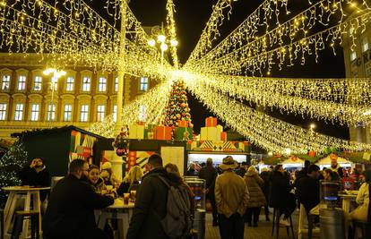 Počeo Advent u Zagrebu! Oprez, vozači. Posebna je regulacija u prometu. Donosimo sve detalje