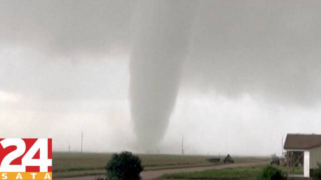 Ludost ili hrabrost: Izašla u dvorište da snimi snažan tornado u Coloradu