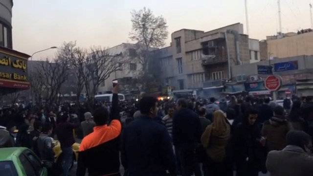 People protest in Tehran