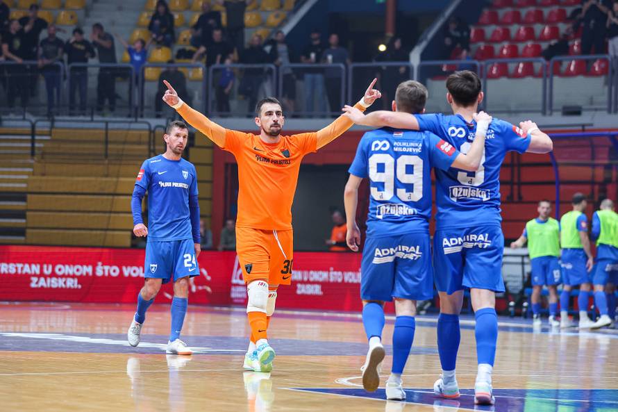 Zagreb: SuperSport Hrvatska malonogometna liga, četvrtfinale, 3. utakmica, MNK Futsal Dinamo - HMNK Rijeka