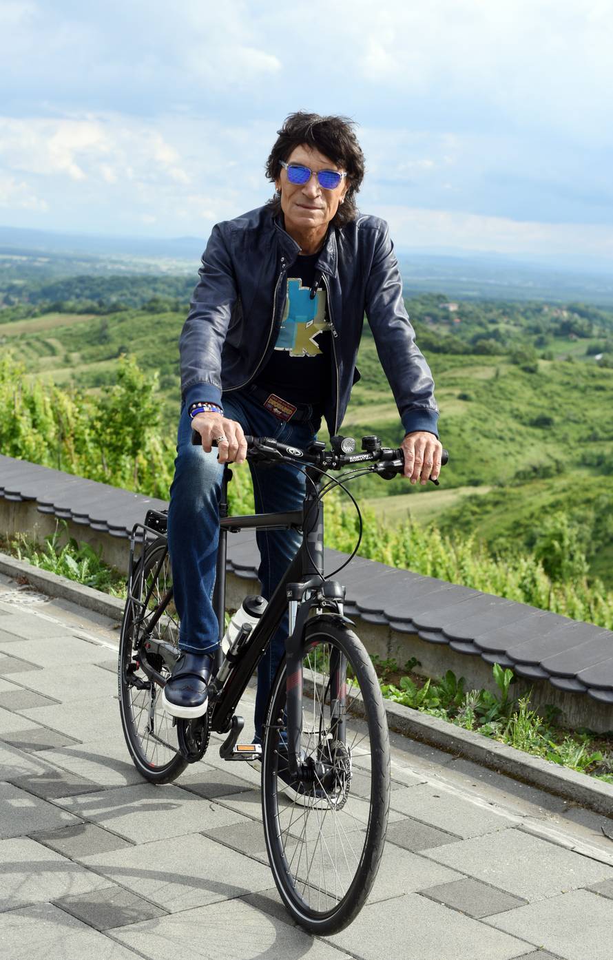 Jasmin Stavros: 'Jutro počinjem molitvom. Vjera mi pomaže da lakše prebrodim sve nevolje...'