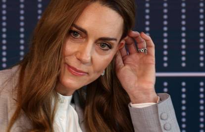 Kate Middleton nosila je posebno prstenje tijekom prvog govora nakon dijagnoze raka