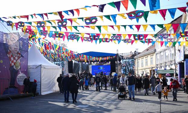 Samobor: Povorka mjesnih odbora i alegorijskih kola na Fašniku