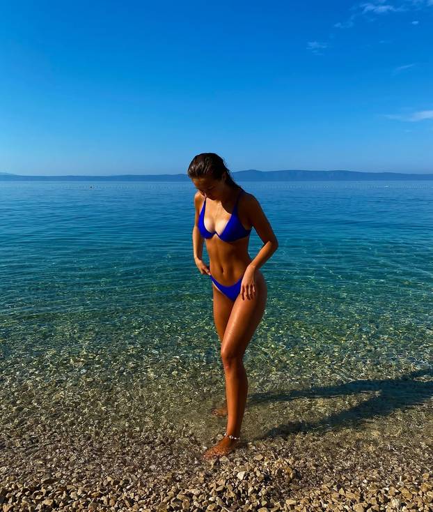 FOTO Šveđanka napravila vrući ljetni transfer. Alice spremna za avanturu na obali Mediterana