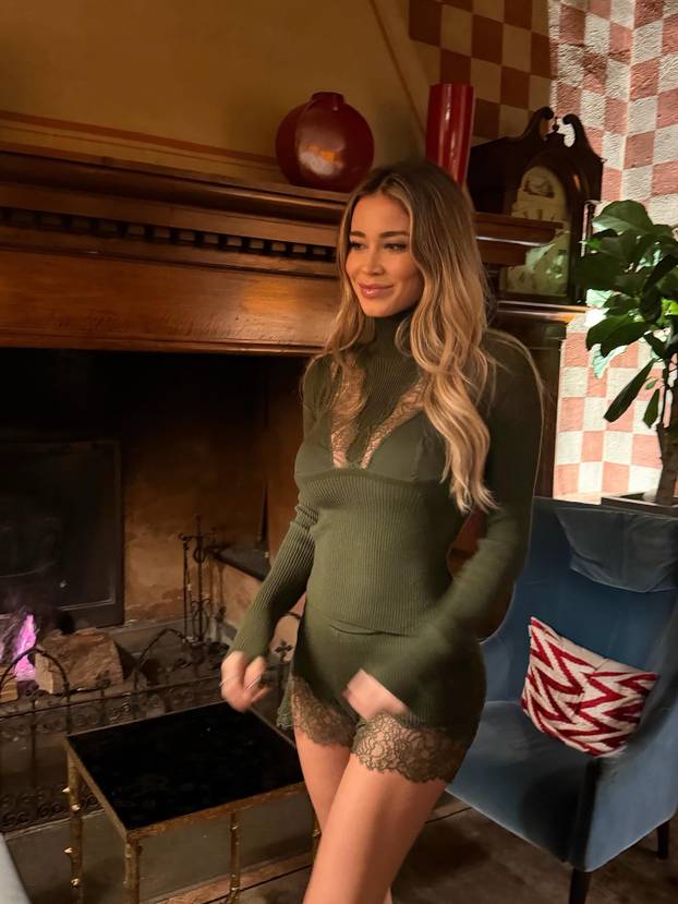 FOTO Diletta otkrila trbuščić! 'Najljepši poklon za ovaj Božić'