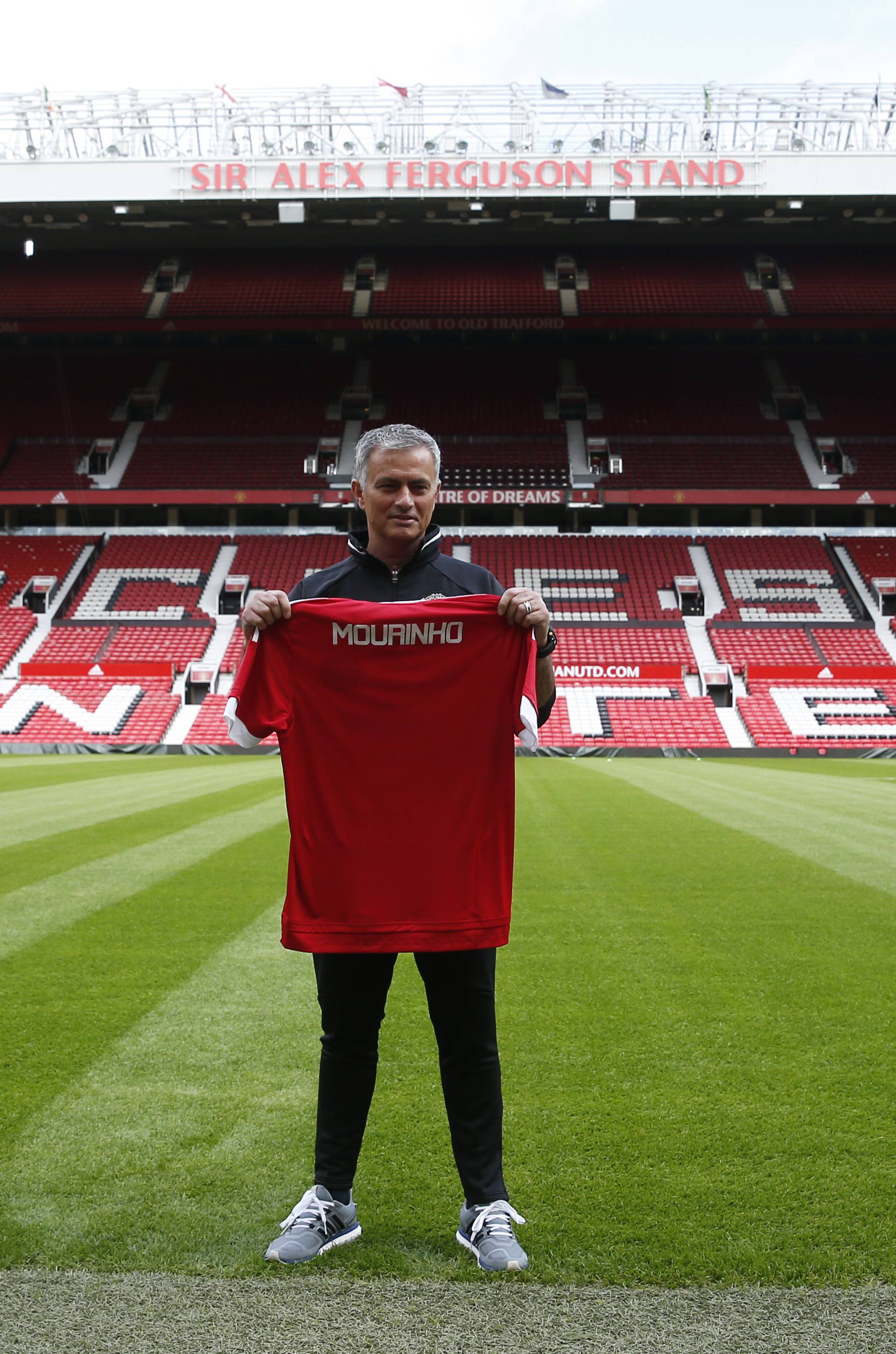 Manchester United - Jose Mourinho Press Conference