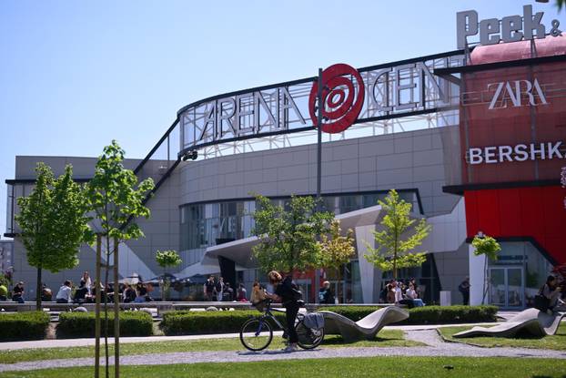 Zagreb: Evakuacija kupaca u Arena centru zbog dojave o bombi