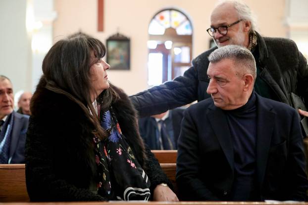 Ante Gotovina darovao 22 vitraja crkvi u Pakoštanima