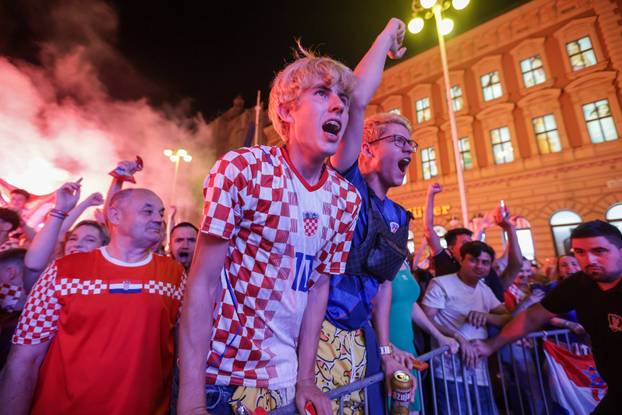 Zagreb: Slavlje navijača nakon hrvatskog pogotka za 1-0