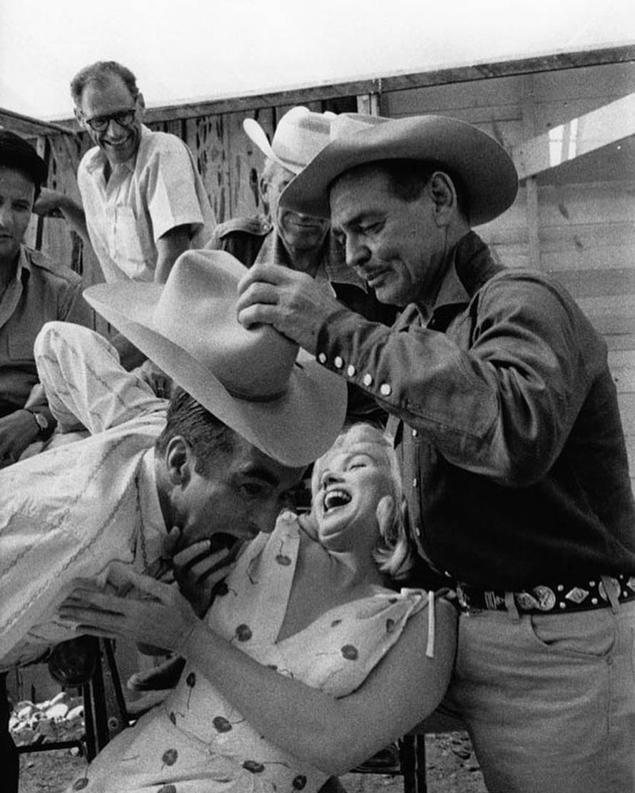 Otkrivene dugo skrivane fotke potpuno gole Marilyn Monroe