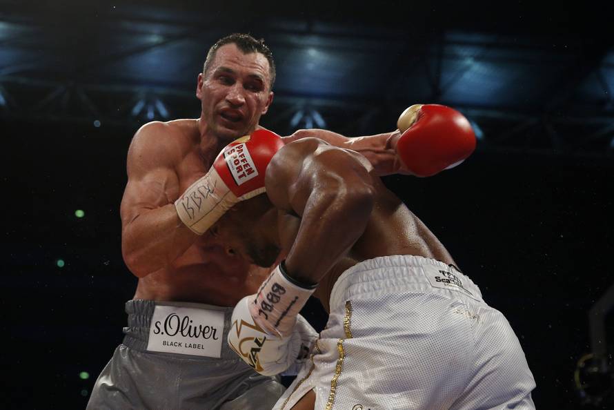 Anthony Joshua in action with Wladimir Klitschko