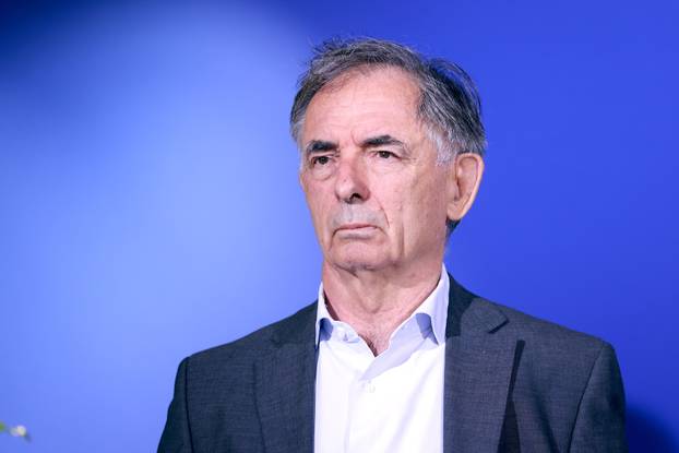 Zagreb: SDSS o specijalnom ratu i izbjegavanju odgovornosti za afri&ccaron;ku svinjsku kugu