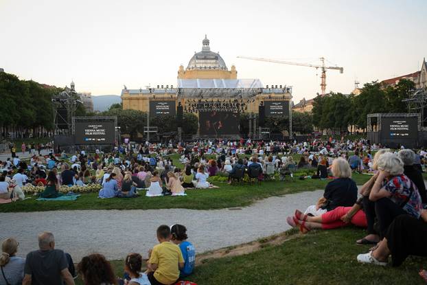 Zagreb: U sklopu Zagreb Classica na Tomislavcu prikazana je opera "Carmen"