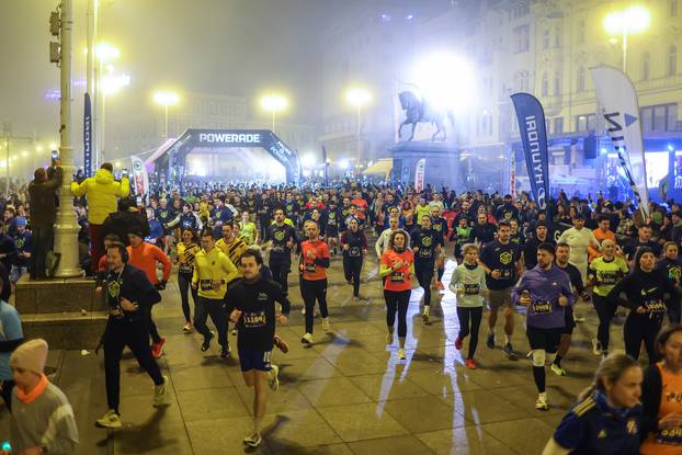Održan 14. Zagrebački noćni cener na kojem je sudjelovalo oko 3000 trkača