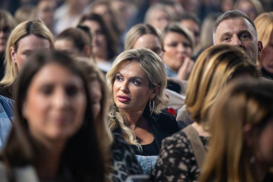 Zagreb: Renata Sopek na koncertu Sergeja Ćetkovića