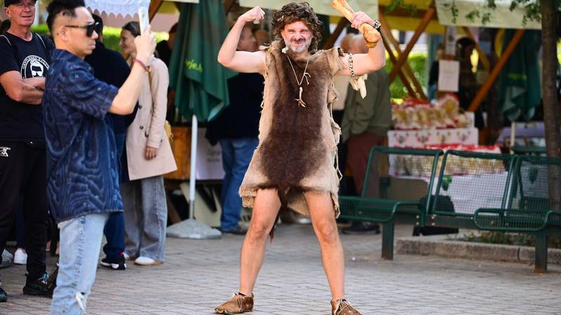 FOTO 100% zagorski proizvodi i Krapinski neandertalci osvojili centar Zagreba