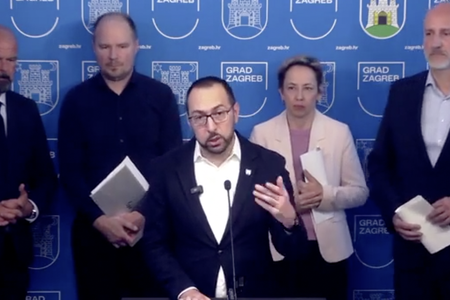 Toma&scaron;evi&cacute; se obratio: 'Prijevoz kre&cacute;e &ccaron;im se stvore uvjeti. Razumijem frustracije...'