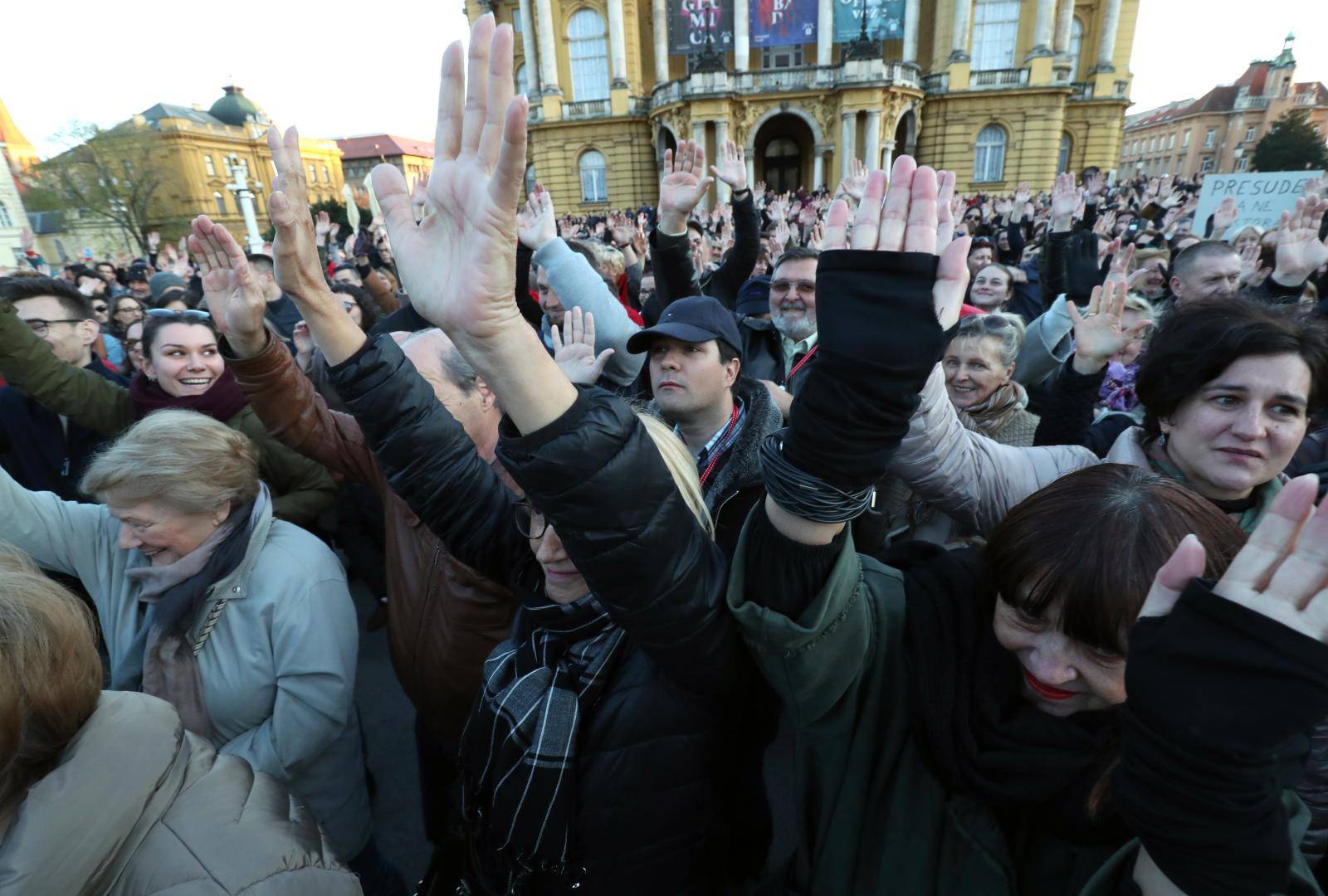 Zagreb: Organiziran prosvjed protiv dodjele poÄasnog doktorata Milanu BandiÄu