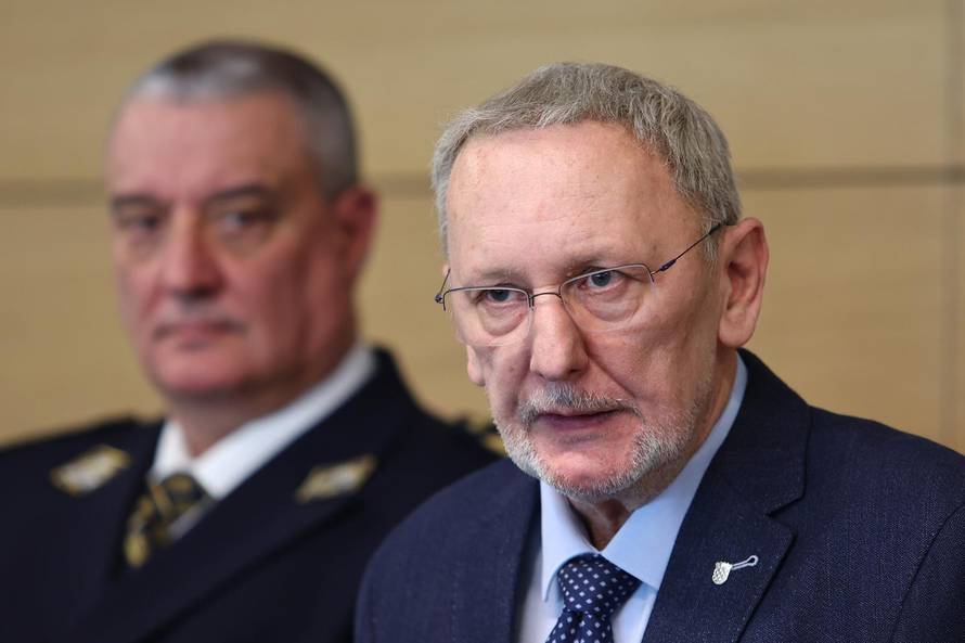 Kaštel Štafilić: Ministar Davor Božinović nazočio je obilježavanju početka rada zračnih luka bez graničnih kontrola