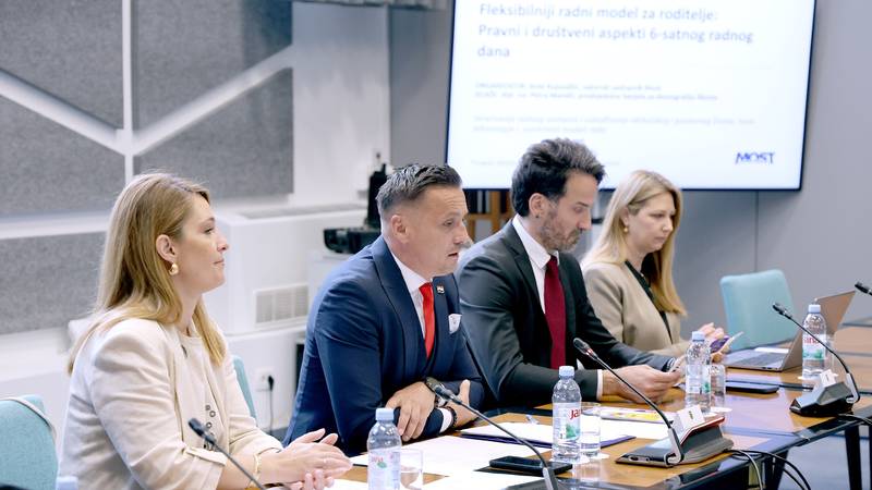 Most predlaže šestosatni radni dan za roditelje: 'Djeca nam ne smiju ostajati sama kod kuće'