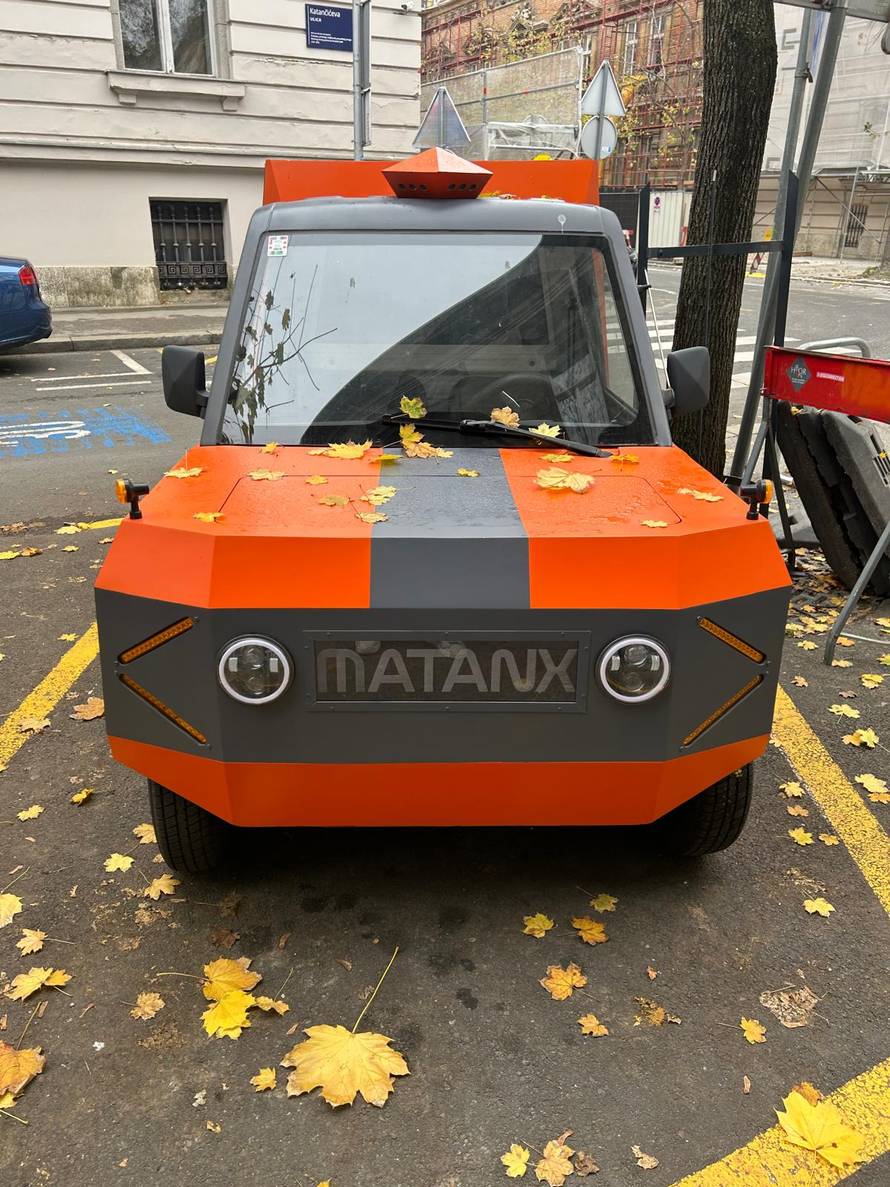 FOTO Zagrepčanin je snimio misteriozno vozilo: 'Nisam ovo još vidio!' Evo o čemu se radi