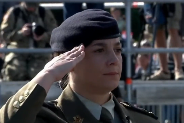 FOTO Hrabre vojnikinje stupale na mimohodu. Poručnica uzela zastavu: 'Tata puca od ponosa'