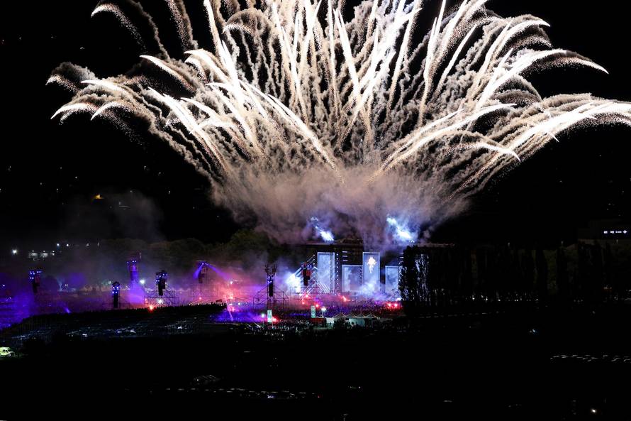 Sinj: Pogled na Hipodrom tijekom koncerta Marka Perkovića Thompsona