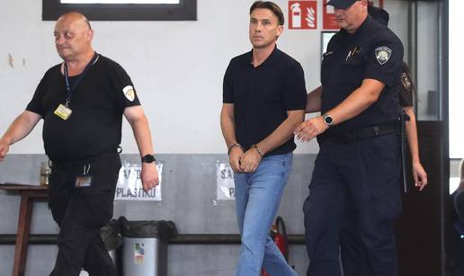 Biv&scaron;i 'vatreni' u lisicama: Ovako su doveli &Scaron;imi&cacute;a na ispitivanje!