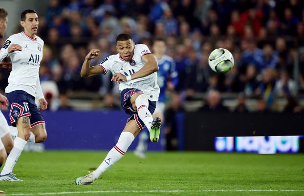 Ligue 1 - RC Strasbourg v Paris St Germain