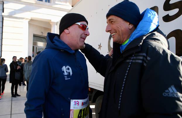 Borut Pahor i Andro KrstulovÄ Opara sudjelovali na Splitskom polumaratonu