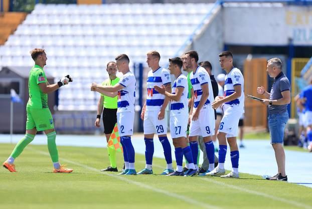 Osijek: Prijateljska utakmica NK Osijek - NK Slaven Belupo na stadionu Gradski vrt