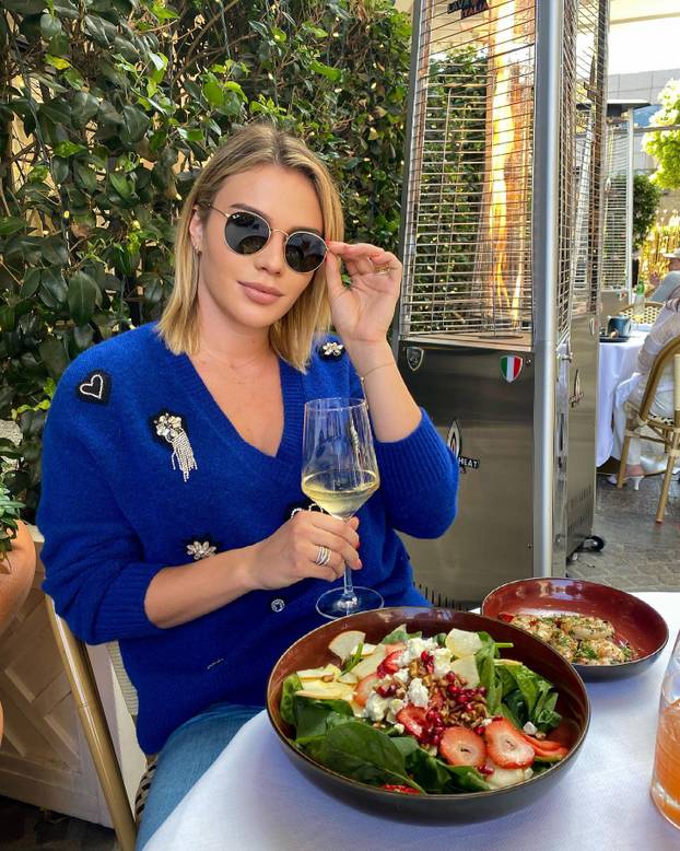 FOTO Slovenska manekenka 'ukrala' je srce Luke Dončića. Zaručili su se na lijepom Bledu