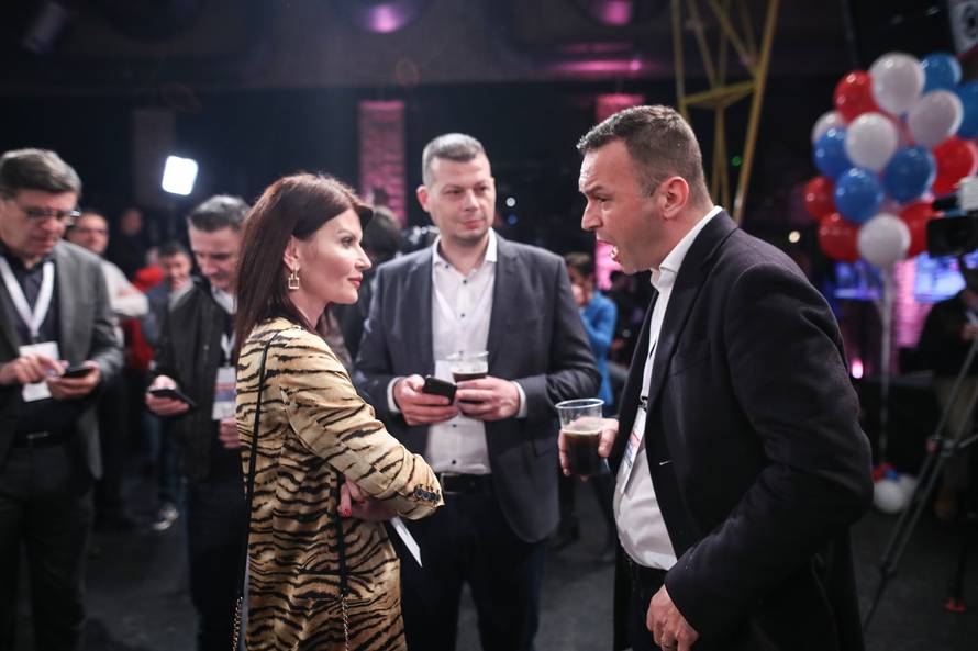 Zagreb: Izborni stožer Zorana Milanovića u Tvornici kulture