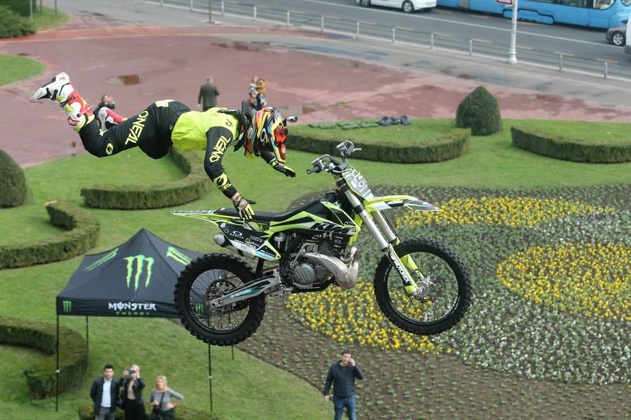Masters of Dirt: Letjeli su na motociklima u centru Zagreba