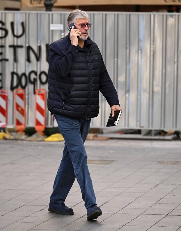 Zagreb: Dubravko SImenc prosetao gradom
