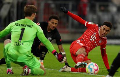 Bayern je u krizi, a gužva na vrhu sve veća: Opet remizirao