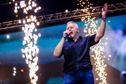 FOTO Spektakl u Imotskom: Evo kako je izgledao koncert Bulića, Thompsona i Zečića na stadionu