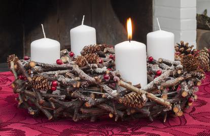 Svaka svijeća na adventskom vijencu ima značenje - evo koje