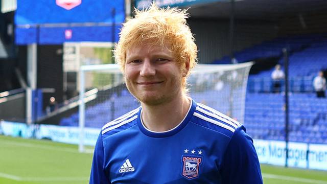 Premier League - Ipswich Town v Liverpool