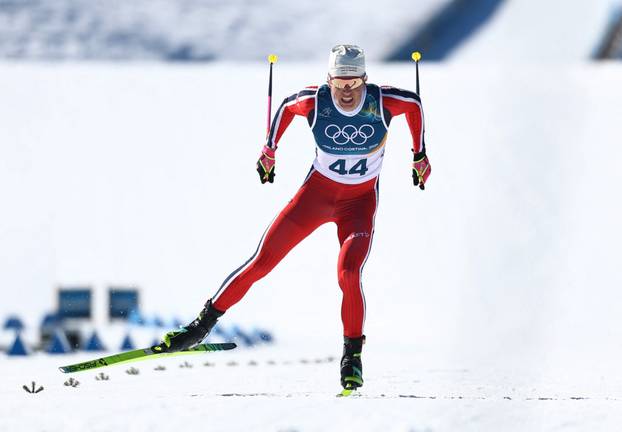 Cross-Country Skiing - Men's 10km Interval Start Free
