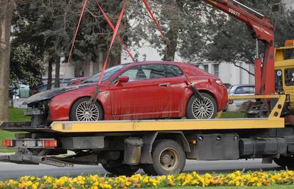 Izgorjela skupocjena Alfa Brera načelnika općine Vir