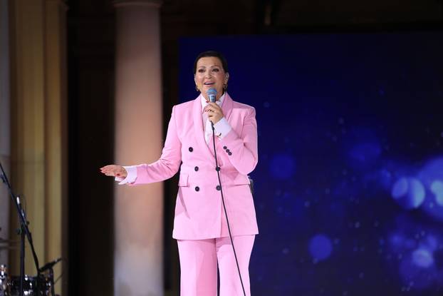 Zagreb: Nina Badrić nastupila na 90. Zlatnoj igli