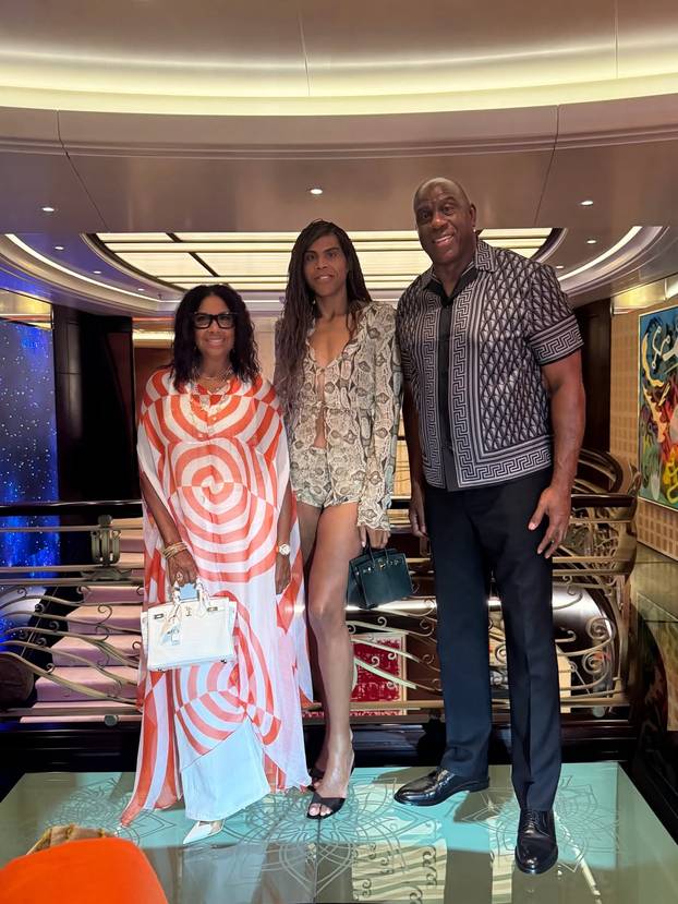 FOTO S tatom legendom ljetuje u Hrvatskoj. Tko je EJ Johnson?