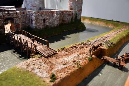 Slavonski Brod: Predstavljena maketa srednjovjekovne utvrde Brod u Muzeju brodskog Posavlja