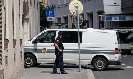 Uskok o akciji 'Karbon': &Scaron;logar vo&dstrok;a skupine, uzgajali travu. Terete ga  za napad bombom