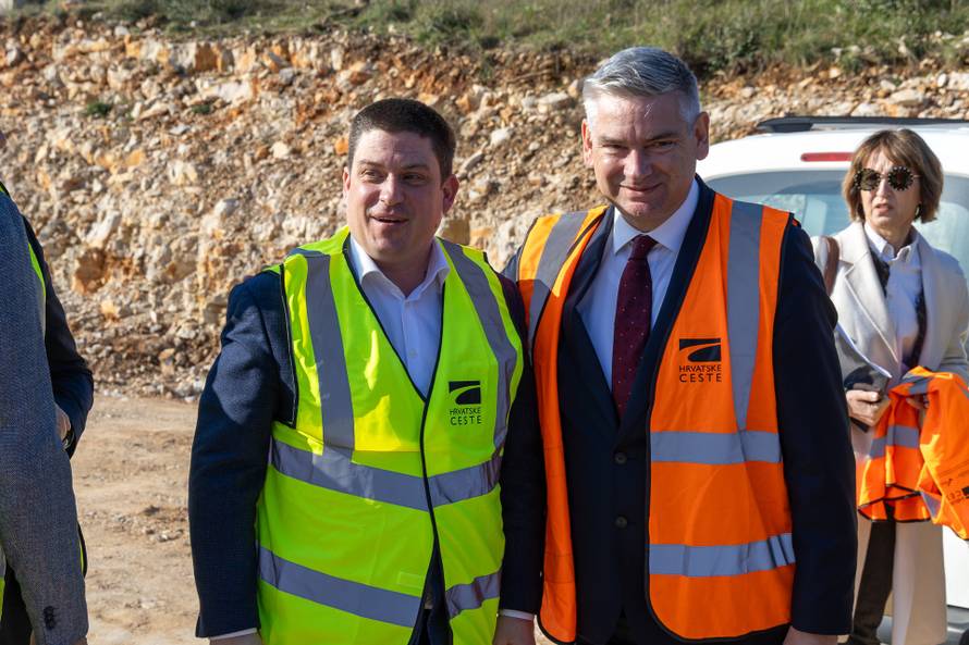 Pula: Ministar Butković obišao je gradilište cesta DC66 i DC75 na dionici Veli vrh-Pula